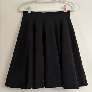 🖤 Women's Knee-length Skater Skirt